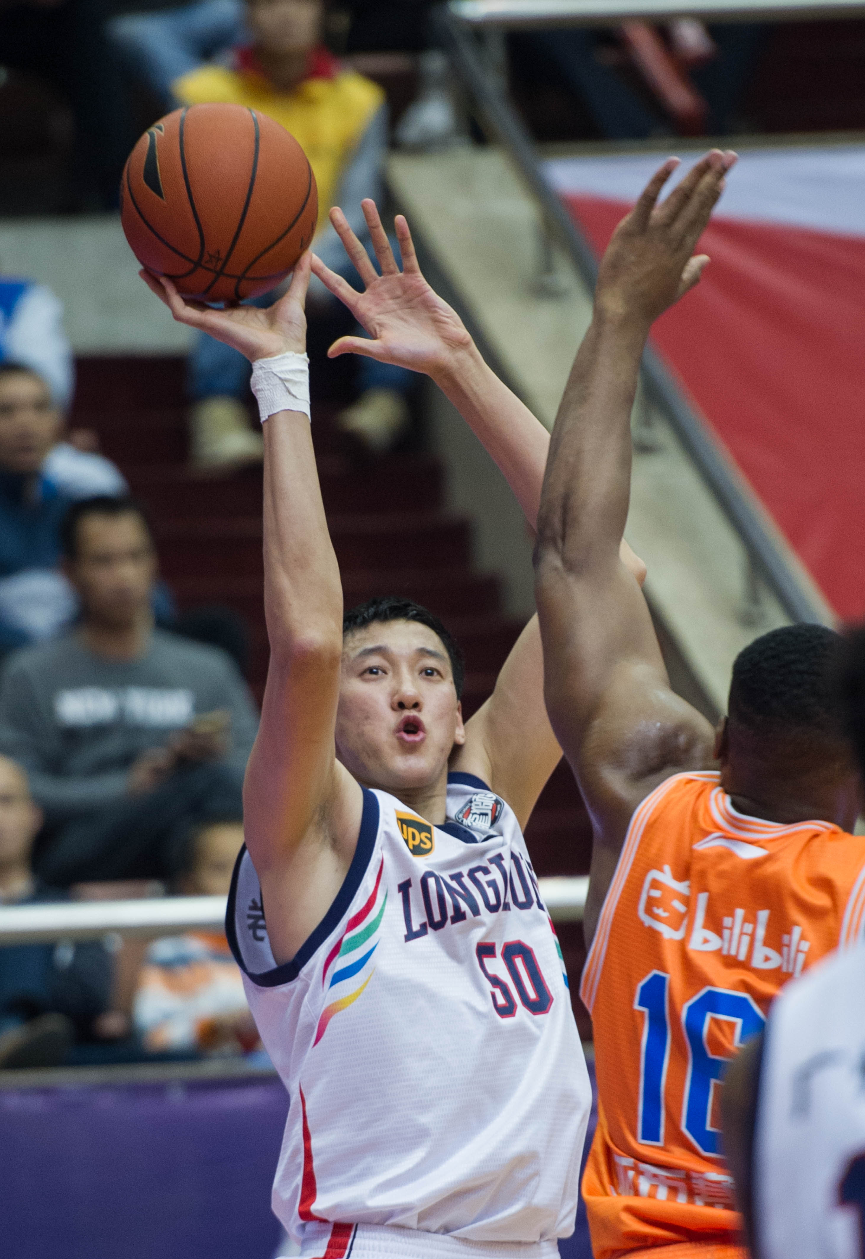 地滚球优秀 地滚球优秀