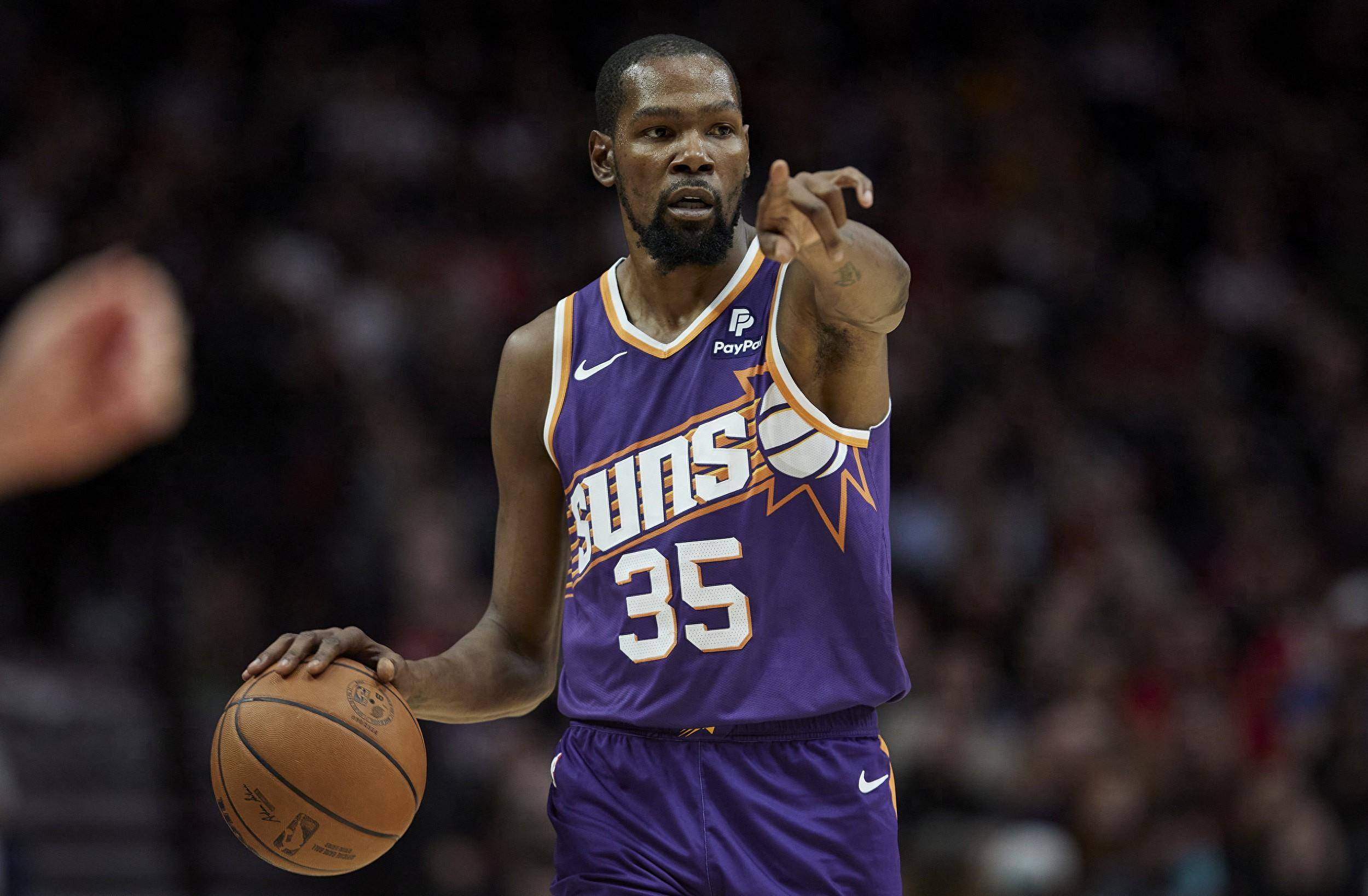 雷霆以乔治 雷霆以乔治