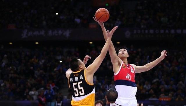 季赛首胜 季赛首胜