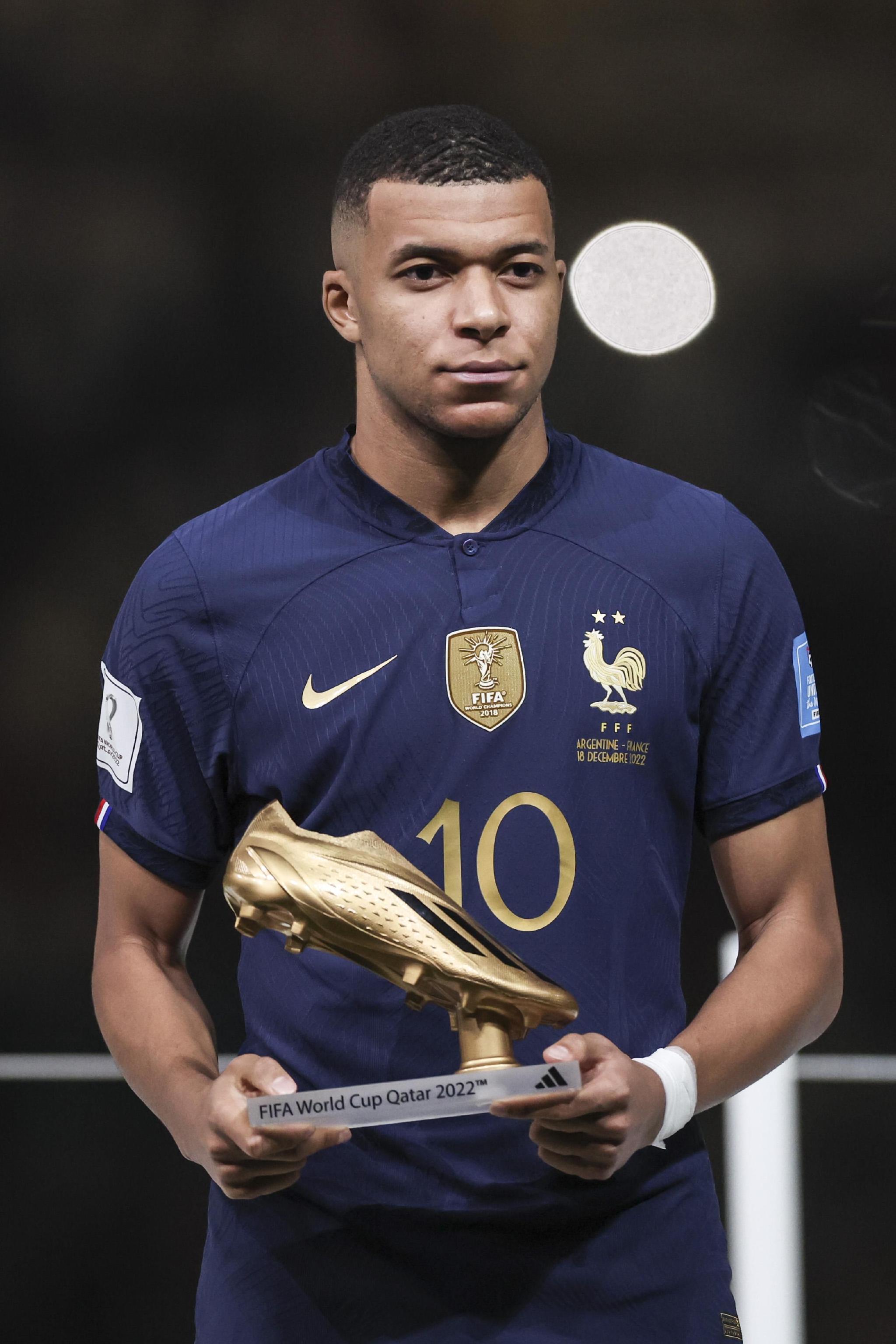 球到手前不 球到手前不